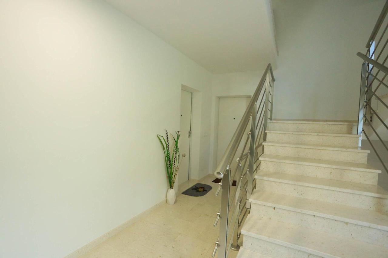 Apartman Petra Makarska Exterior foto